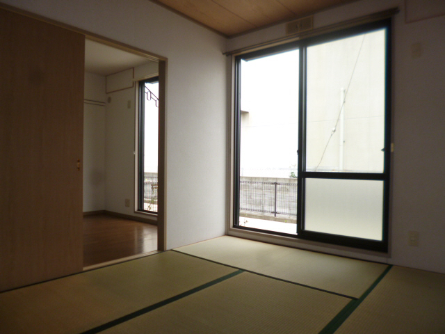 居室 写真18