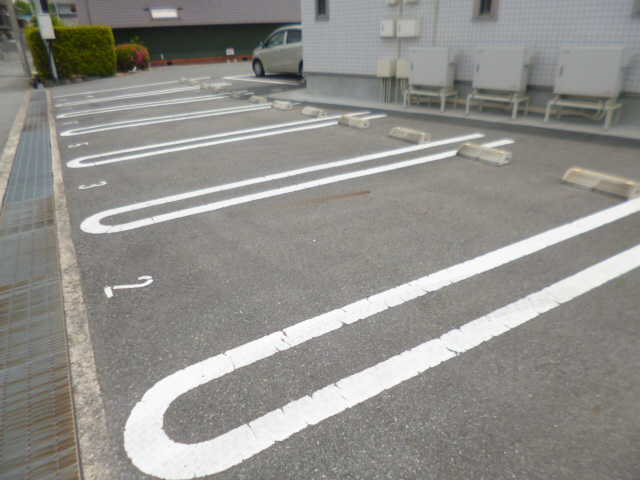 駐車場 写真13