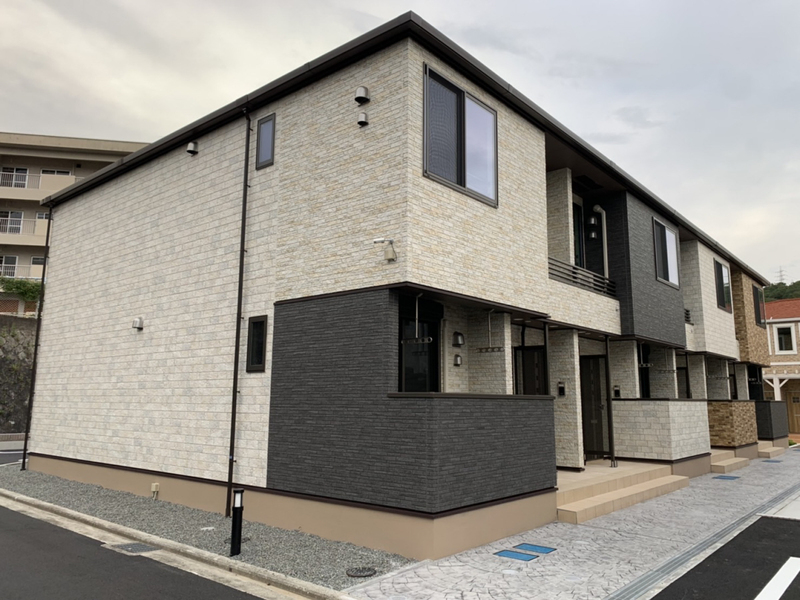 ヴィラドゥグレーヌ梅ケ谷 E棟