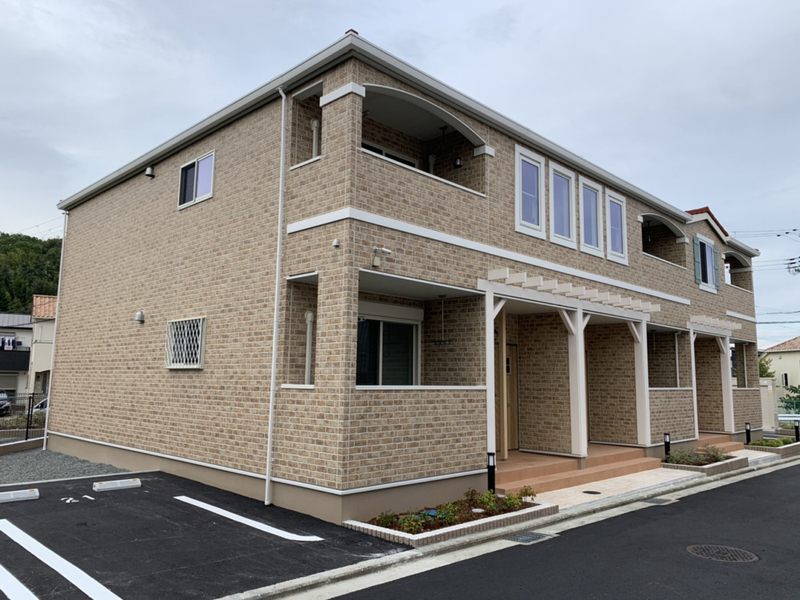 ヴィラ　ドゥ　グレーヌ梅ケ谷Ｃ