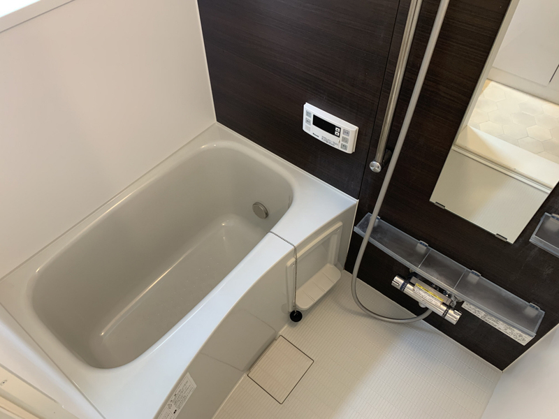 バス 写真はモデルです 写真4
