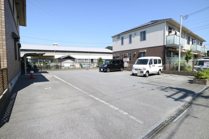 駐車場 写真10