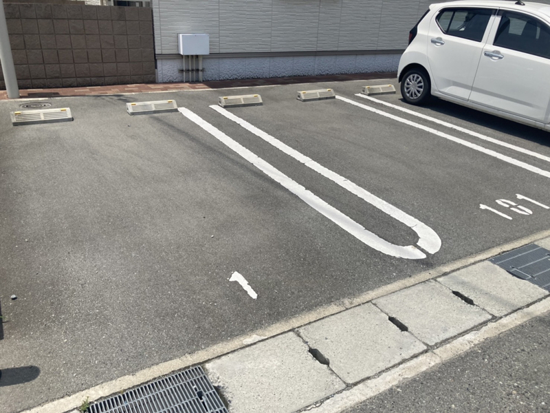 駐車場 写真13