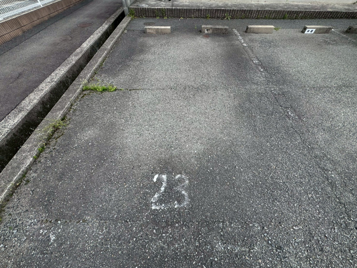 駐車場 写真4