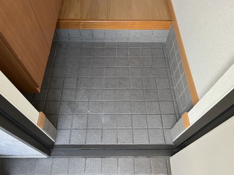 玄関 階段あり! 写真7