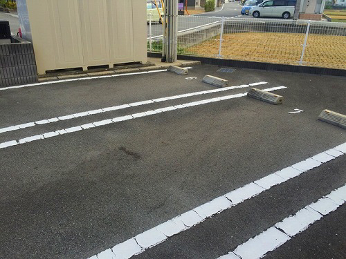 駐車場 写真13