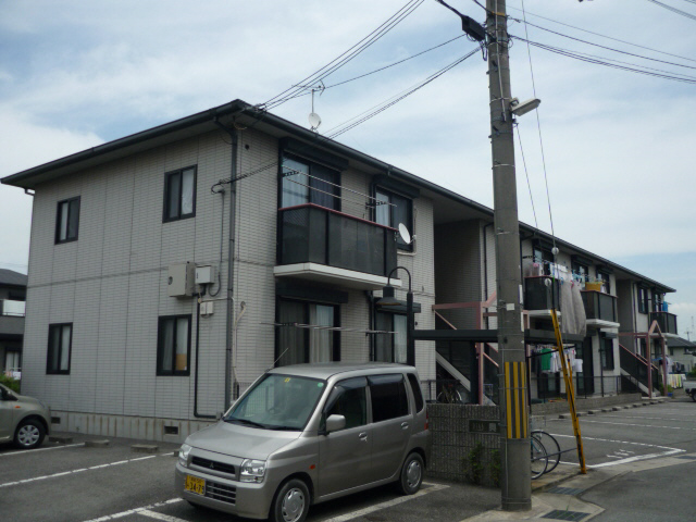 物件番号:1056244156 駐車場１台込み♪　保証人無しプラン有り☆　専用庭ついてます！