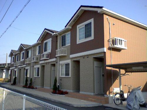 物件番号:1056245443 敷金0円物件 人気のカウンターキッチンです 新婚さん向け。